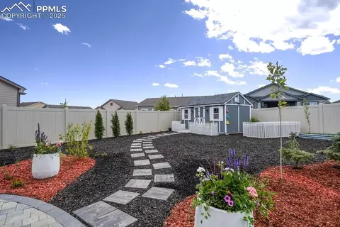 Exterior - 10144 Bluffstone Ct, Peyton, CO 80831 photo 6 of 6