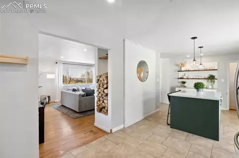 1009 Sun Dr, Colorado Springs, CO 80905