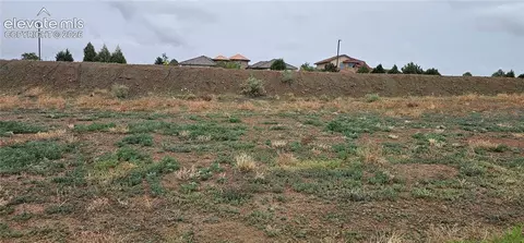 10 Walking Stick Blvd, Pueblo, CO 81001