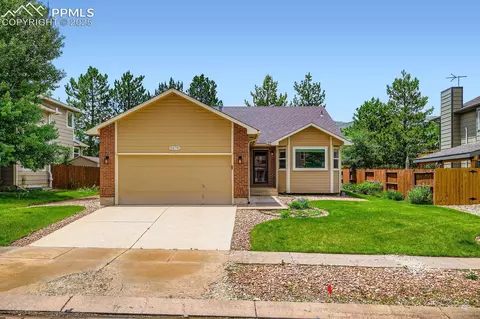 5570 Flag Way, Colorado Springs, CO 80919