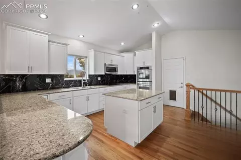 885 Bowstring Rd, Monument, CO 80132 photo 9