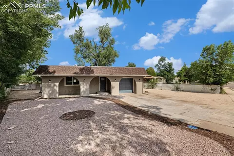 1207 Maxwell St, Colorado Springs, CO 80906