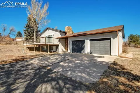 4668 Garnet Dr, Colorado Springs, CO 80918