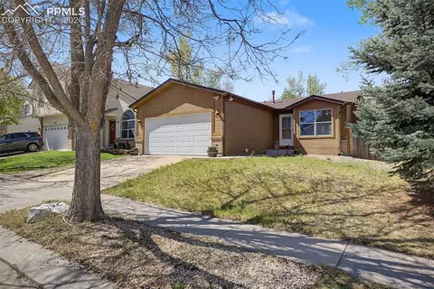 5770 Grapevine Dr, Colorado Springs, CO 80923