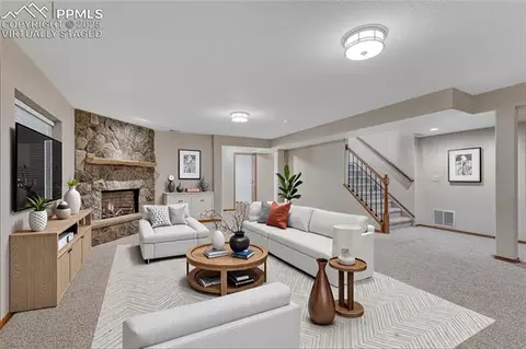 7524 Amberly Dr, Colorado Springs, CO 80923