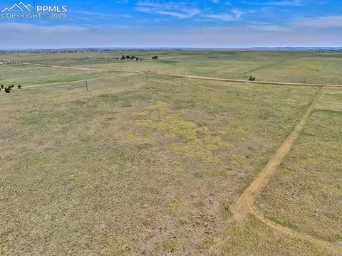 19087 Jones Rd, Peyton, CO 80831 photo 4