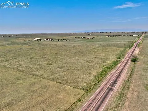 19087 Jones Rd, Peyton, CO 80831 photo 2