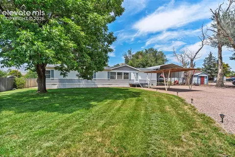 911 Phelps Ave, Canon City, CO 81212