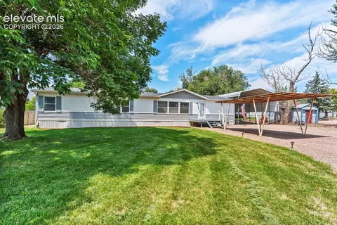 911 Phelps Ave, Canon City, CO 81212