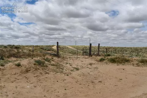 30195 Darroll Rd, Yoder, CO 80864