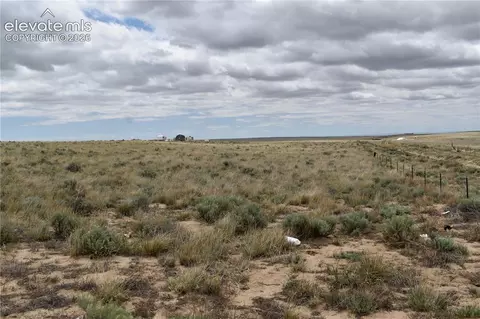 30195 Darroll Rd, Yoder, CO 80864 photo 9