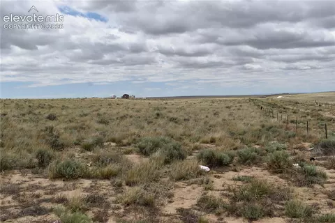 30195 Darroll Rd, Yoder, CO 80864 photo 9