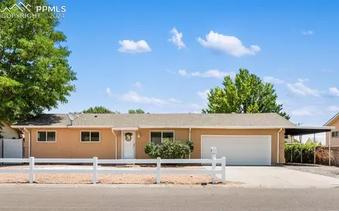 1292 20 12 Ln, Pueblo, CO 81006