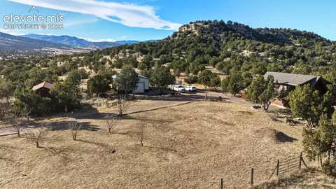 2925 Siloam Rd, Pueblo, CO 81005