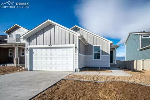 9834 Cronin St, Fountain, CO 80817