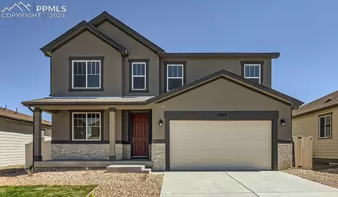 1933 Manassa St, Pueblo, CO 81001