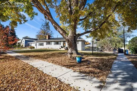 630 Potter Dr, Colorado Springs, CO 80909