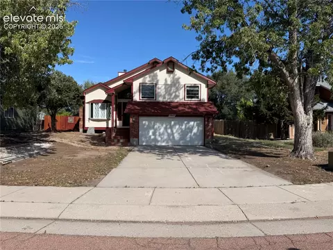 1945 Ambleside Dr, Colorado Springs, CO 80915
