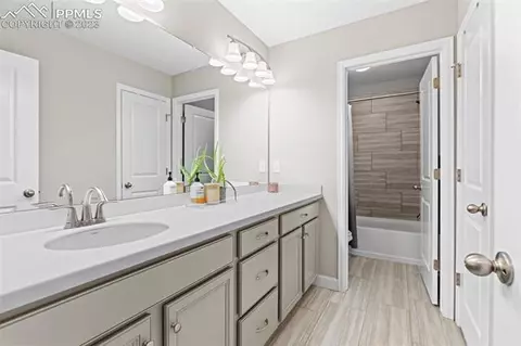 24063 Euclid Ave, Aurora, CO 80016 photo 25
