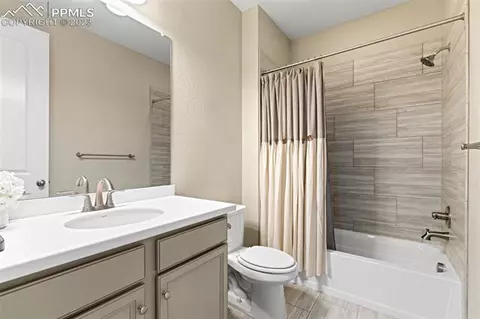 24063 Euclid Ave, Aurora, CO 80016 photo 22