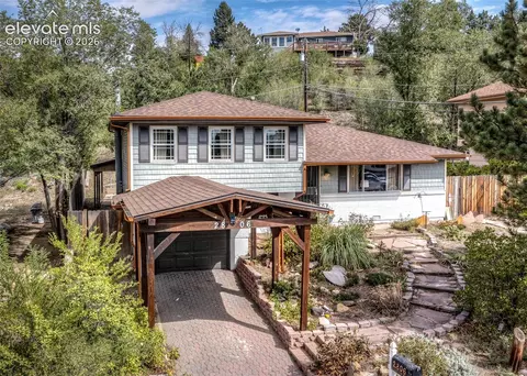 2806 Fremont Dr, Colorado Springs, CO 80910