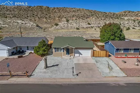 2115 N 5th St, Canon City, CO 81212