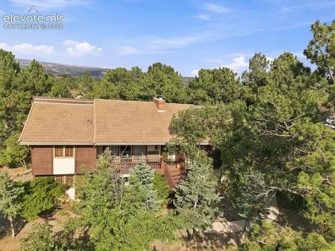 4931 W Cliff Point Ct, Colorado Springs, CO 80919