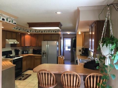 884 Summit Dr, Dillon, CO 80435 photo 2