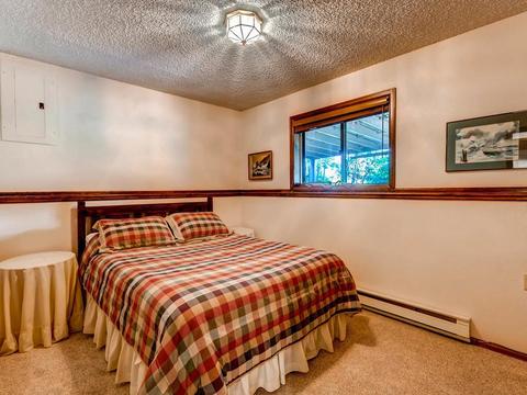 253 E Coyote Ct, Silverthorne, CO 80498 photo 21