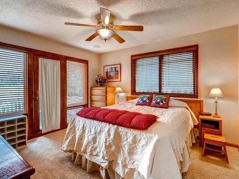 253 E Coyote Ct, Silverthorne, CO 80498 photo 16