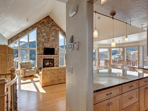 36 Crescent Rd, Silverthorne, CO 80498 photo 3