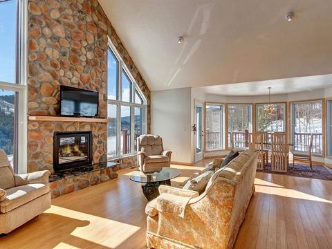36 Crescent Rd, Silverthorne, CO 80498 photo 2