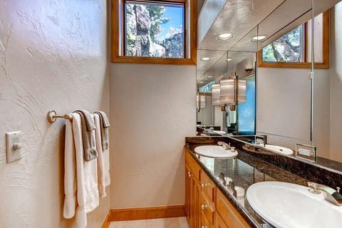 21 Pinnacle Ln, Dillon, CO 80435 photo 13