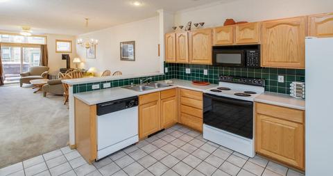403 Saddle Ridge Dr #403, Silverthorne, CO 80498 photo 2