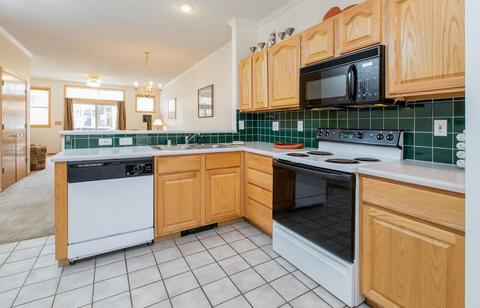 403 Saddle Ridge Dr #403, Silverthorne, CO 80498 photo 3