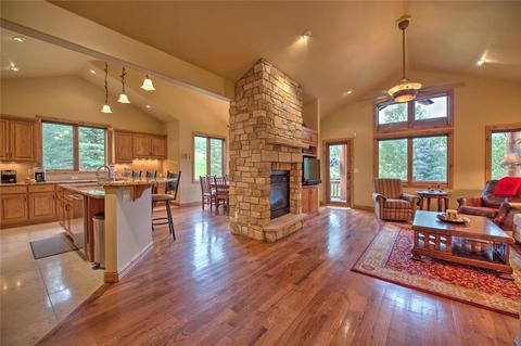 357 Kestrel Ln, Silverthorne, CO 80498 photo 2