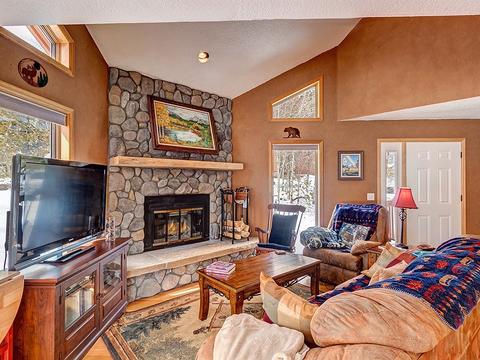 762 Ryan Gulch Rd, Silverthorne, CO 80497 photo 2