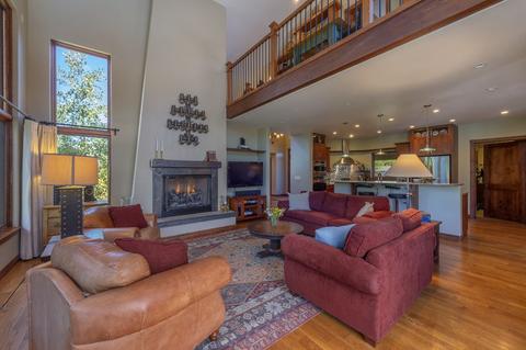 911 Mesa Dr, Silverthorne, CO 80498 photo 9