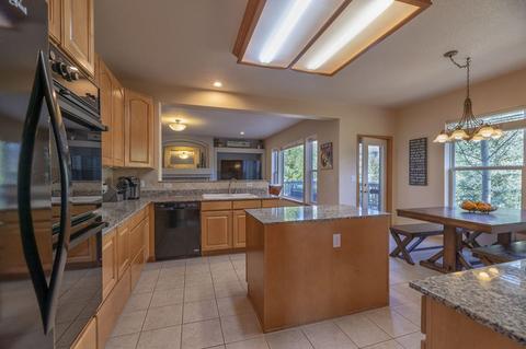 307 Red Hawk Cir, Silverthorne, CO 80498 photo 25