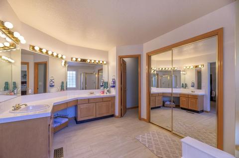 307 Red Hawk Cir, Silverthorne, CO 80498 photo 11