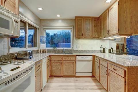 385 Riverside Dr, Silverthorne, CO 80498 photo 8