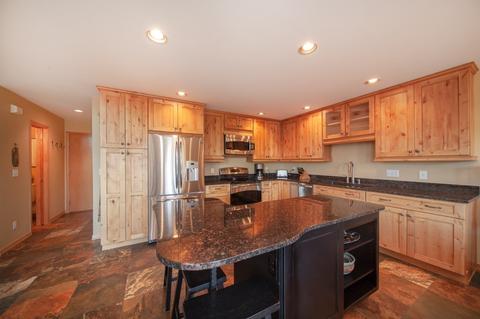 93 Bashore Ct, Silverthorne, CO 80498 photo 3