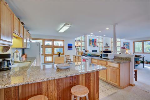 970 Lakepoint Dr, Frisco, CO 80443 photo 9
