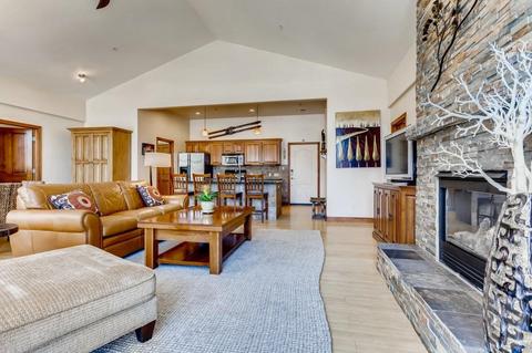 101 E Main St #303, Frisco, CO 80443 photo 4