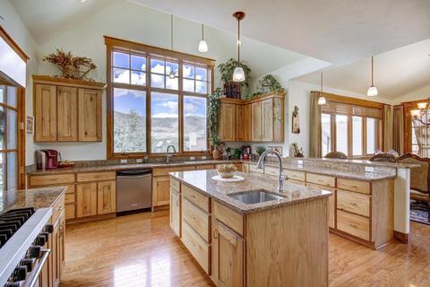 30 Dylan Ct, Dillon, CO 80435 photo 4