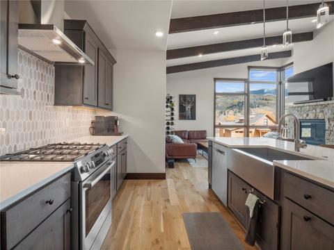 22 E Baron Way, Silverthorne, CO 80498 photo 4