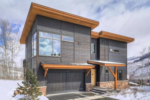 38 W Benjamin Way, Silverthorne, CO 80498