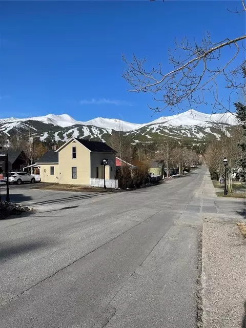 413 Washington St NE, Breckenridge, CO 80424