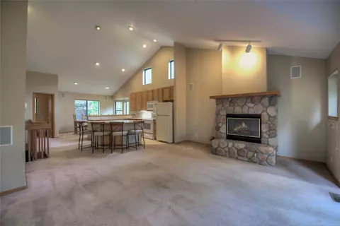 207 Village Point Dr #207, Breckenridge, CO 80424