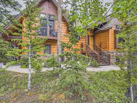 17 Columbia Dr, Breckenridge, CO 80424